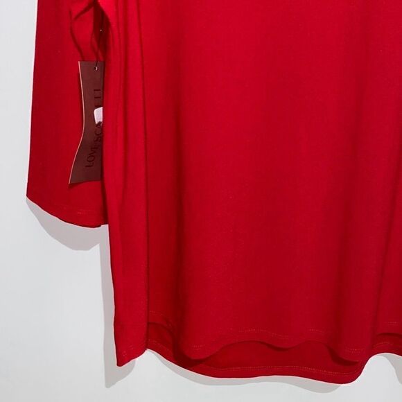Love Scarlett Women's Ruby Red Chest Key Hole Tunic Blouse Size 2X NWT - Picture 8 of 9